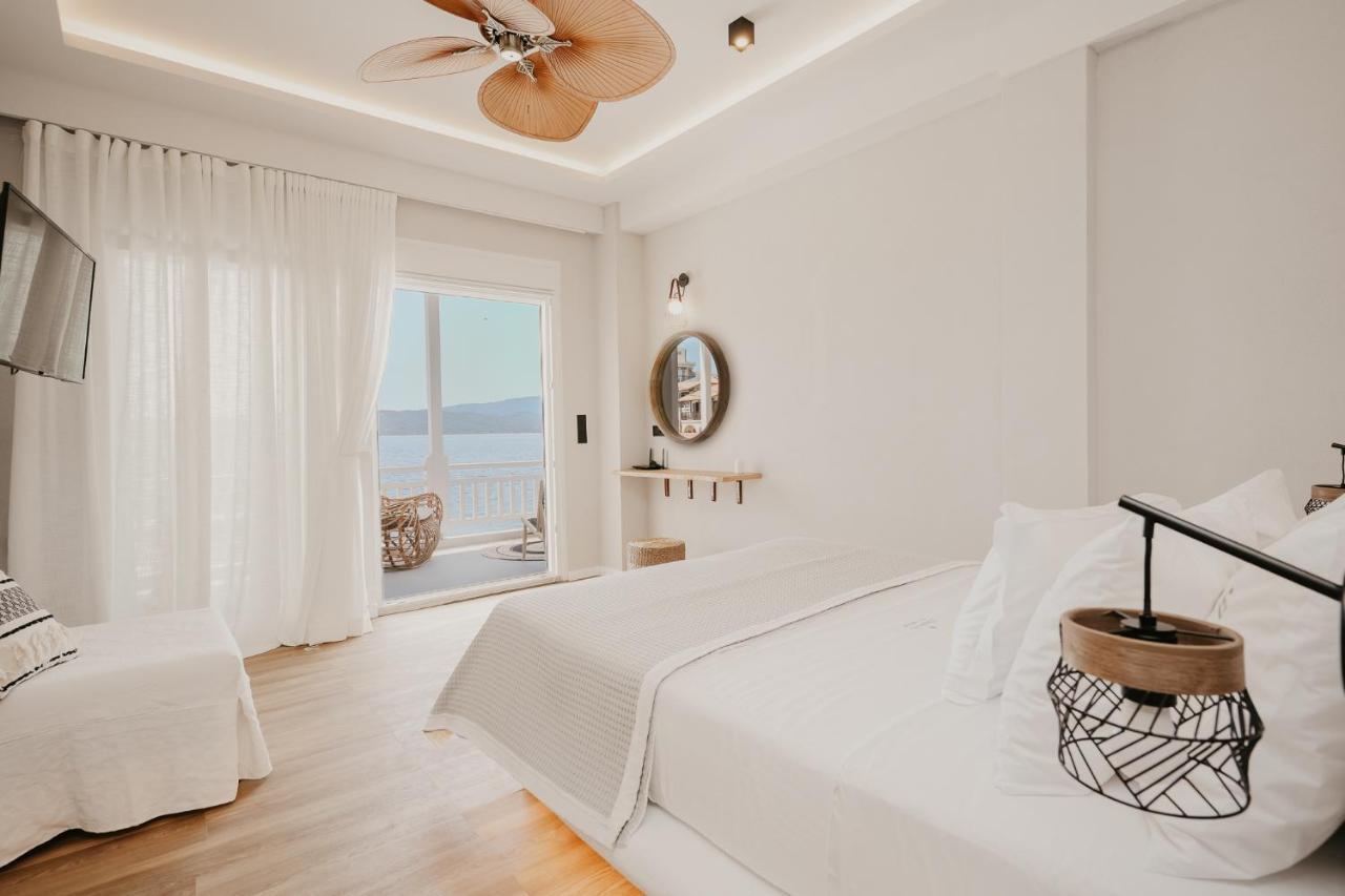Trinity Suites Ammouliani Hospitality Екстер'єр фото