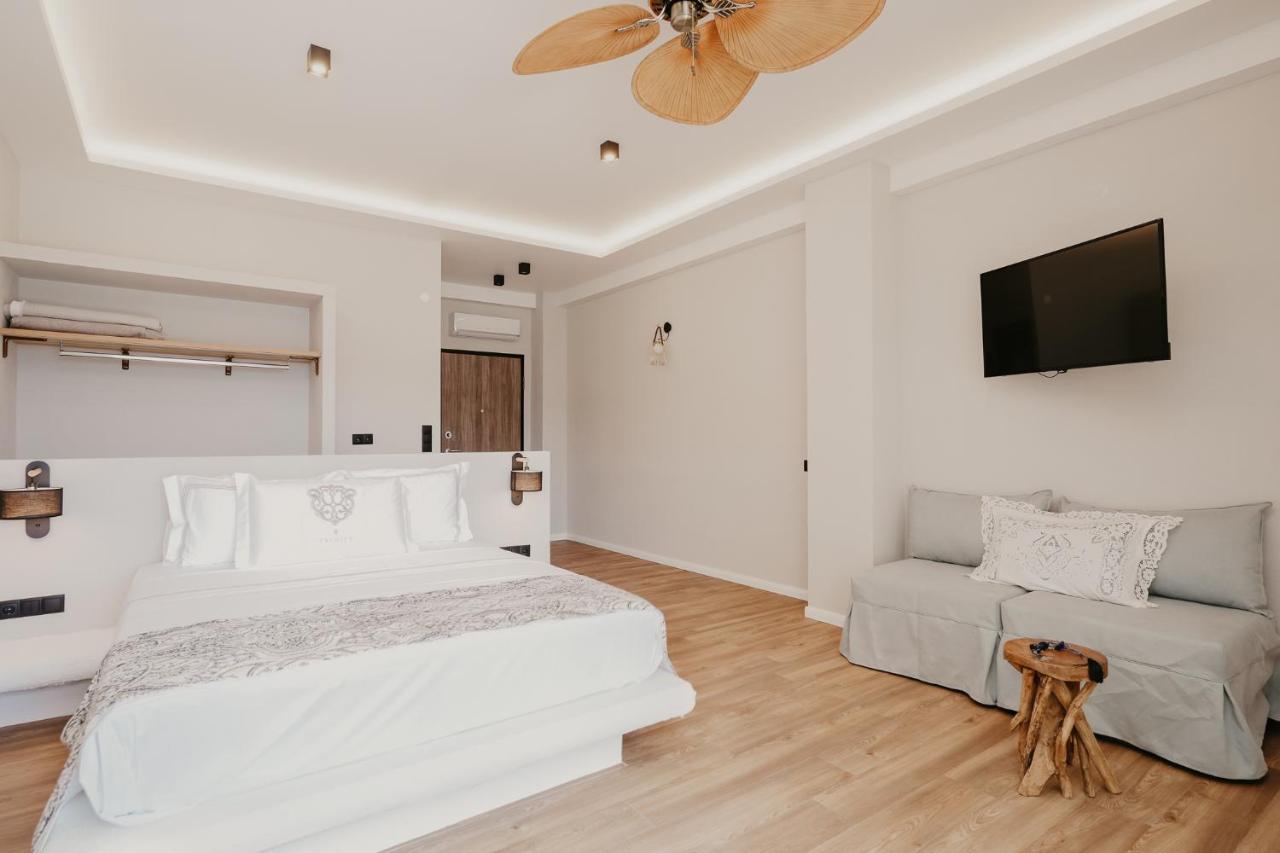 Trinity Suites Ammouliani Hospitality Екстер'єр фото