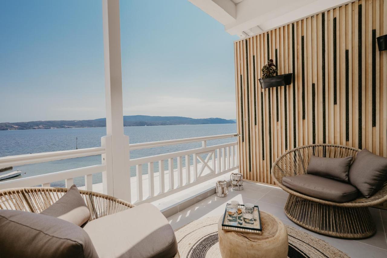 Trinity Suites Ammouliani Hospitality Екстер'єр фото