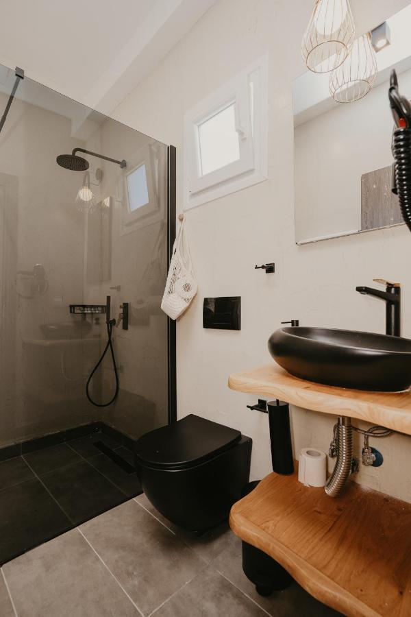 Trinity Suites Ammouliani Hospitality Екстер'єр фото